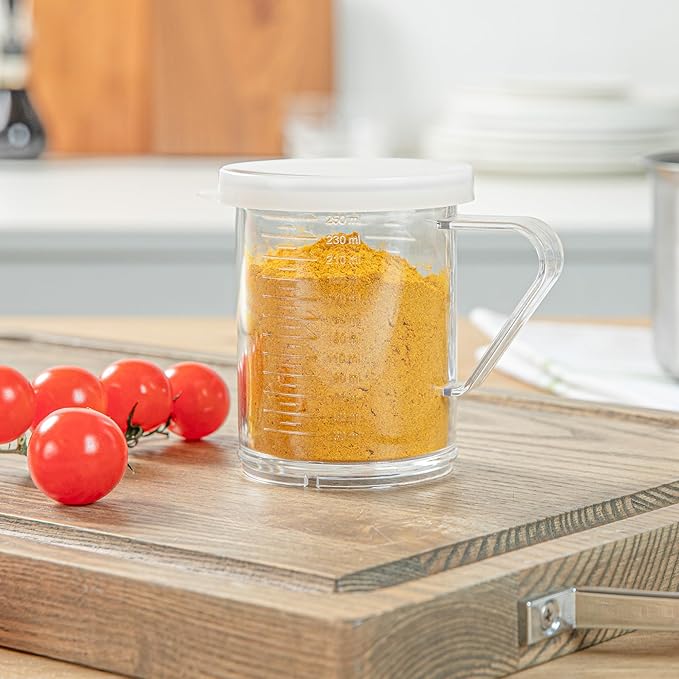 Restaurantware-RW Base 10 Ounce Clear Plastic Dredge Spice Shaker, 1 Reusable Dry Rub Shaker - Includes White Solid Lid, With Handle, Clear Polycarbonate Spice Holder, For Seasonings