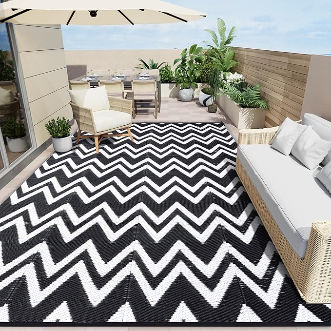 OLANLY Waterproof Outdoor Rug 9x12 ft Clearance, Reversible Outdoor Plastic Straw Rug, RV Mat, Indoor Outdoor Carpet for Patio, Camping, Balcony, Deck, Backyard, Black & White