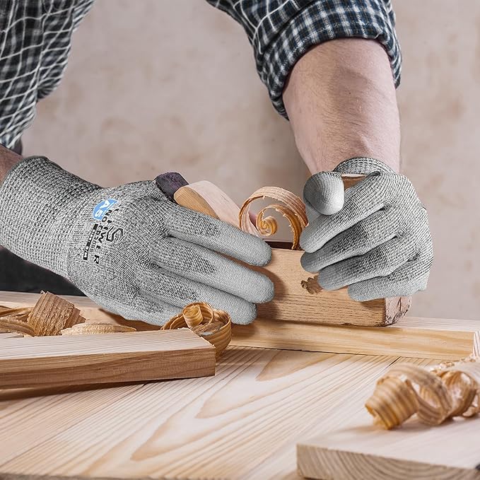 12 Pairs ANSI A5 Cut Resistant Work Gloves, Cut Proof Gloves with PU Coating, Used for Metal Fabrication, WoodWorking, Construction, Non Slip, Durable, S, CR3088