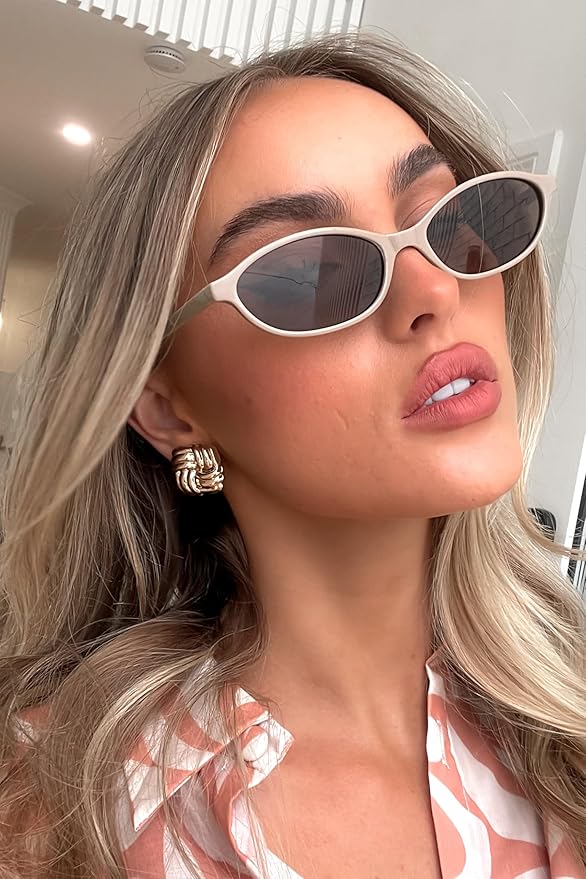 Retro Oval Sunglasses for Women Chic Cat Eye 90s Sunnies Lightweight Narrow Shades Trendy UV protection Sun Glasses